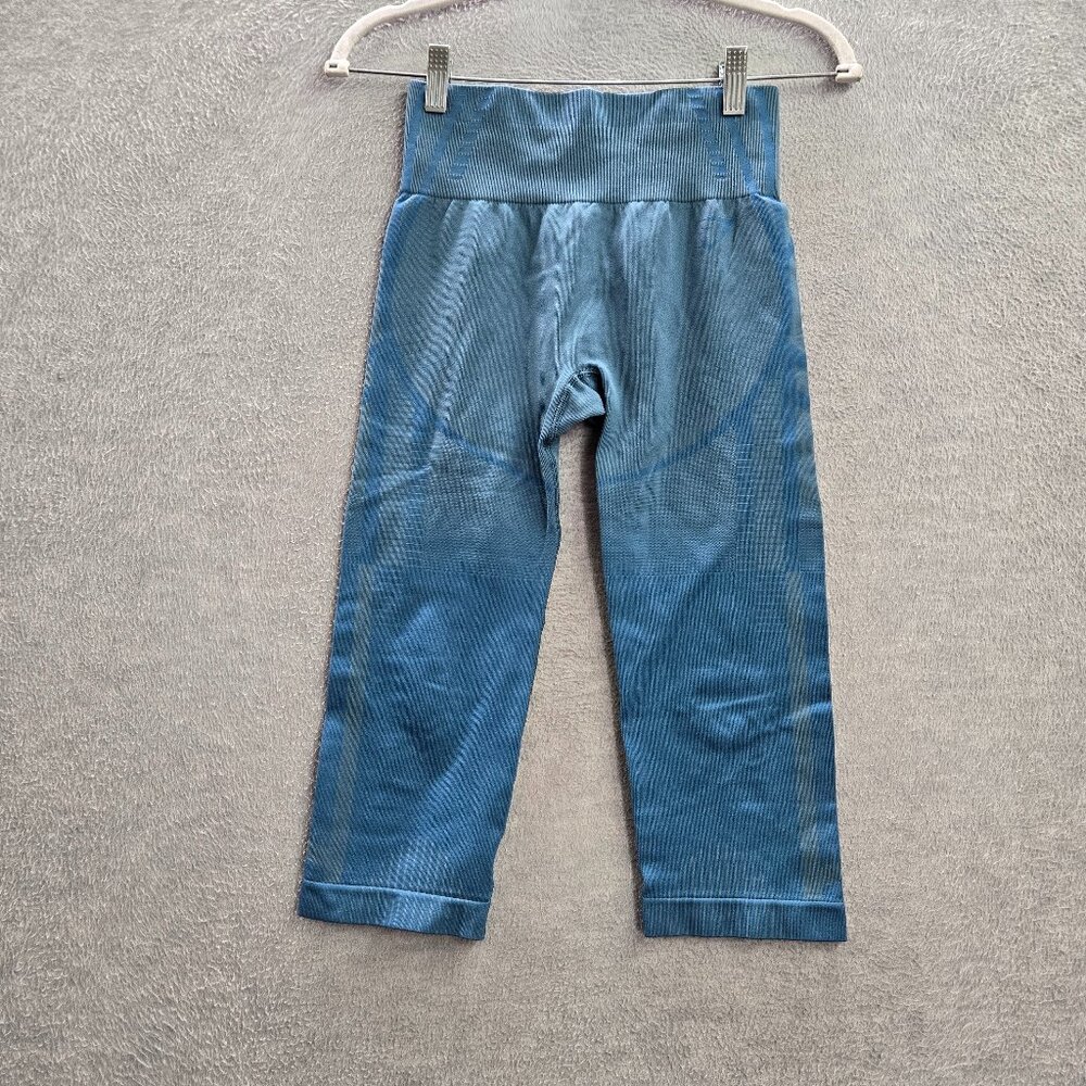 Gymshark Women Activewear Pants Small Blue Leggings‎ Capri Mid Rise 17 in Inseam